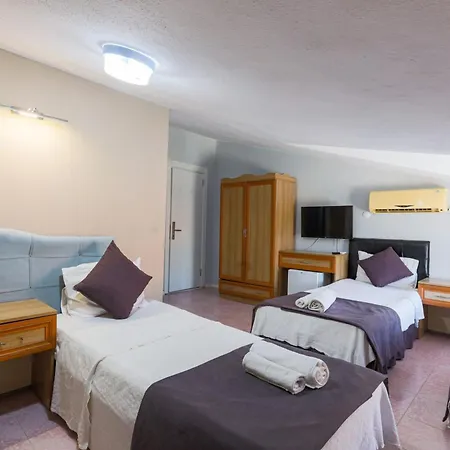 Alojamento de Acomodação e Pequeno-almoço Rayana Marmaris