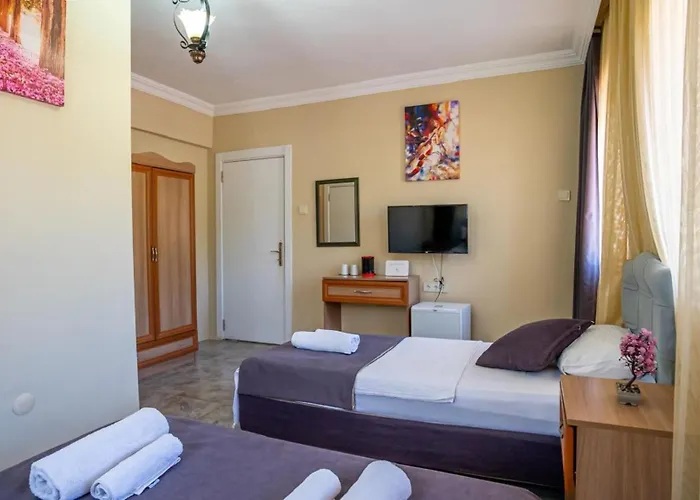 Rayana Couette-café Marmaris